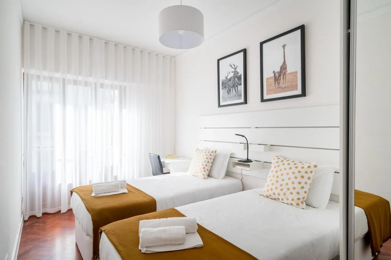 Central Family And Executive Apartment リスボン