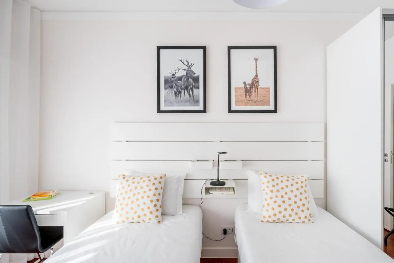 Central Family And Executive Apartment リスボン